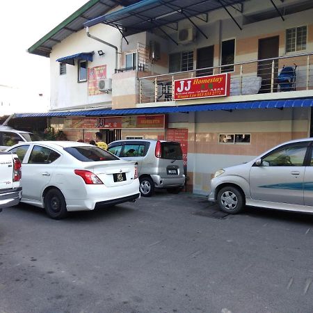 Jj Home2Stay Miri Bagian luar foto