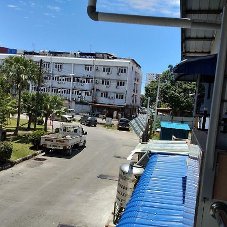 Jj Home2Stay Miri Bagian luar foto