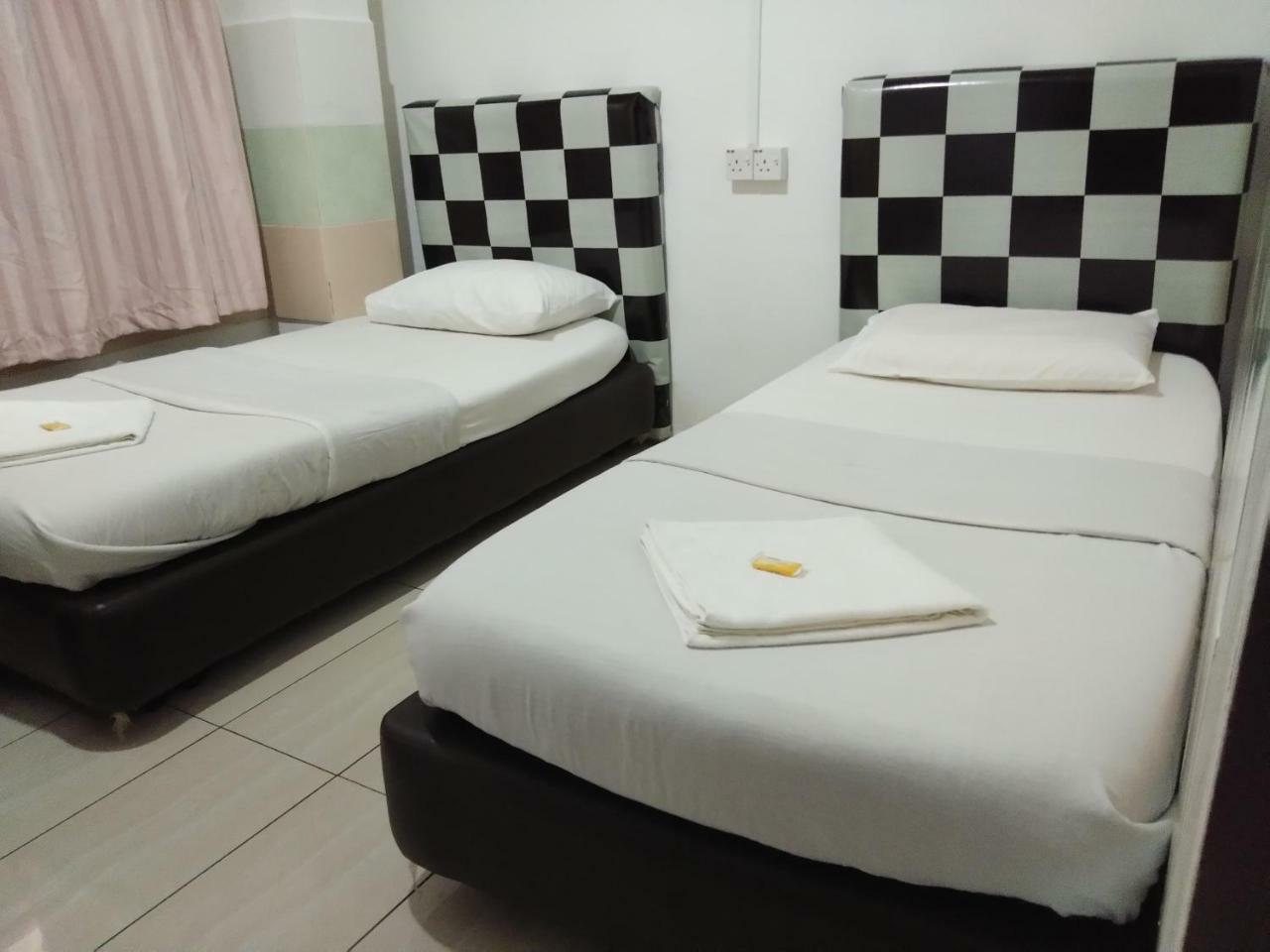 Jj Home2Stay Miri Bagian luar foto