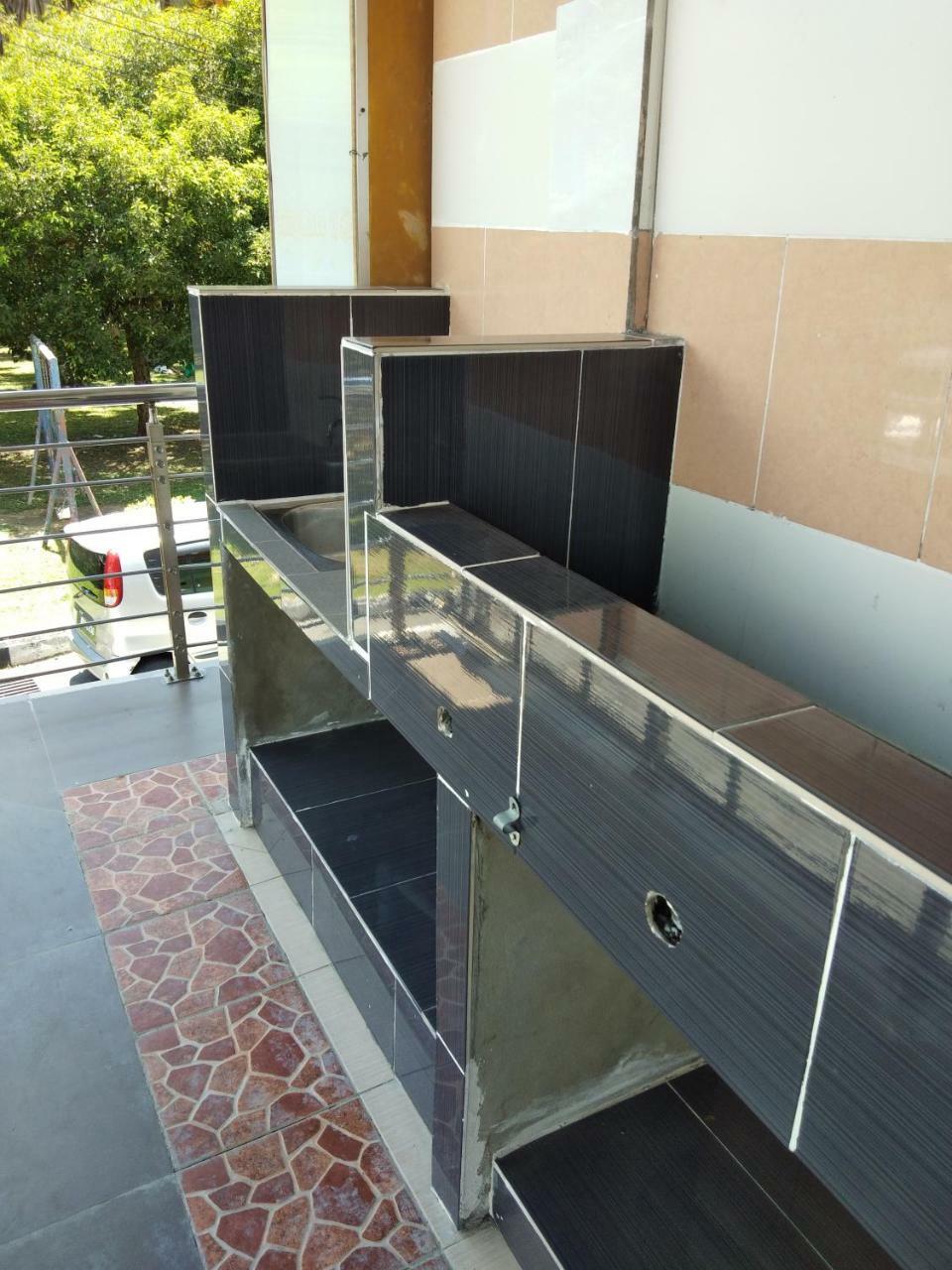 Jj Home2Stay Miri Bagian luar foto