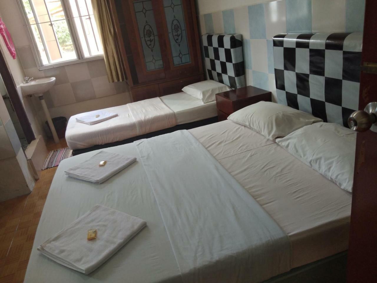 Jj Home2Stay Miri Bagian luar foto