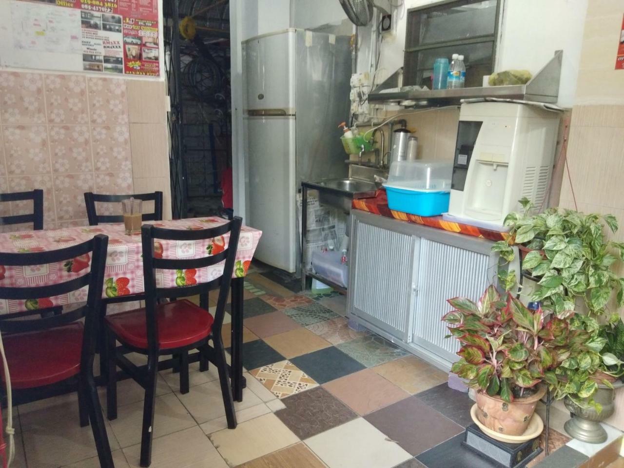 Jj Home2Stay Miri Bagian luar foto